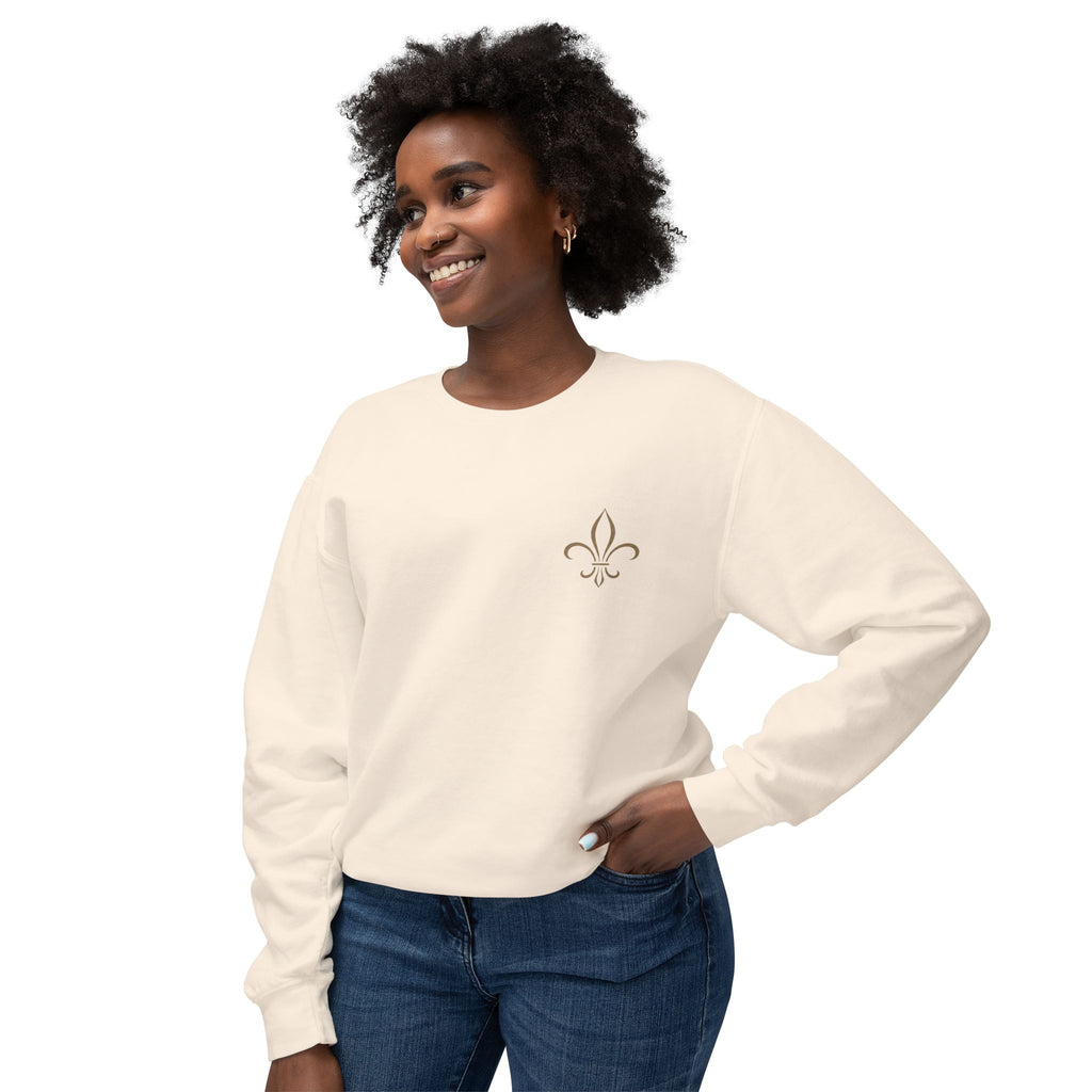 Crewneck Sweatshirt — "Beauty in Everyday Moments" Minimal Fleur Design