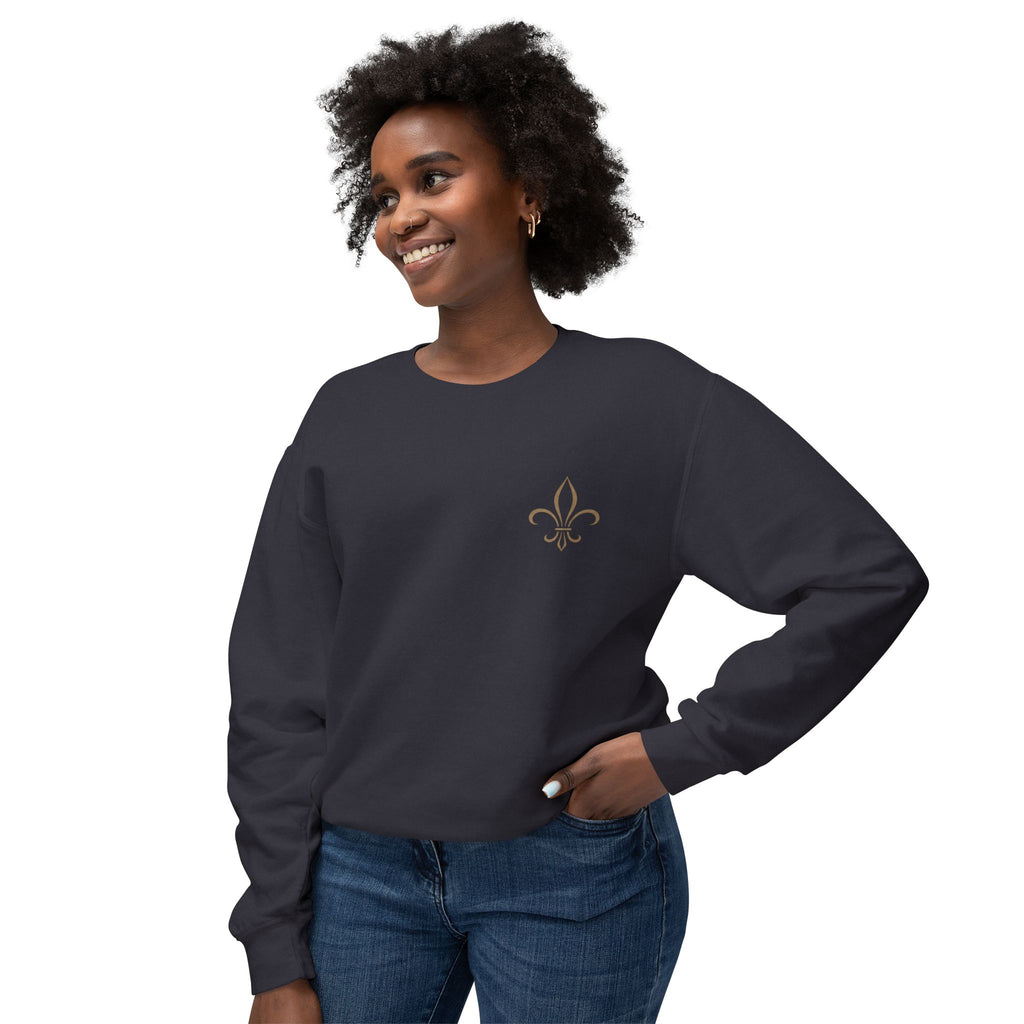 Crewneck Sweatshirt — "Beauty in Everyday Moments" Minimal Fleur Design
